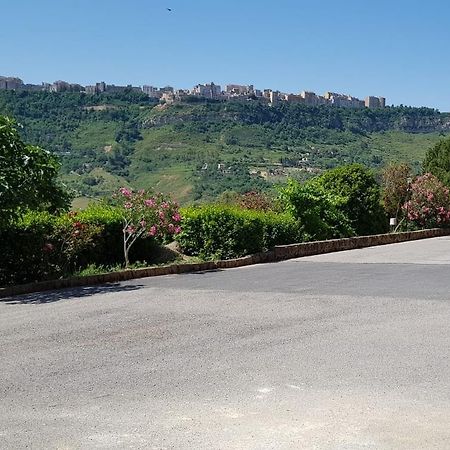 B&B - Affittacamere Da Pietro - Έννα Εξωτερικό φωτογραφία