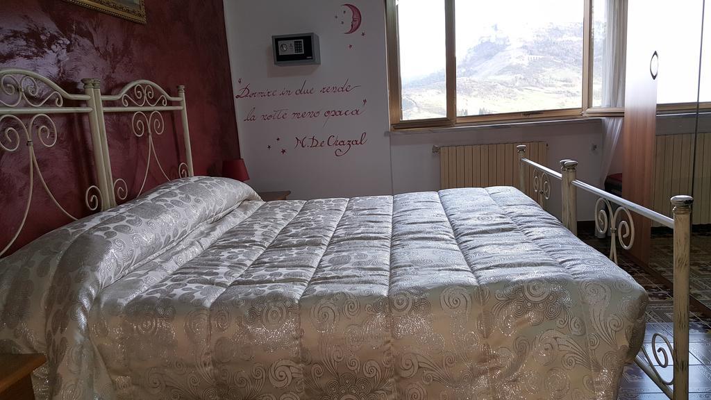 B&B - Affittacamere Da Pietro - Έννα Εξωτερικό φωτογραφία